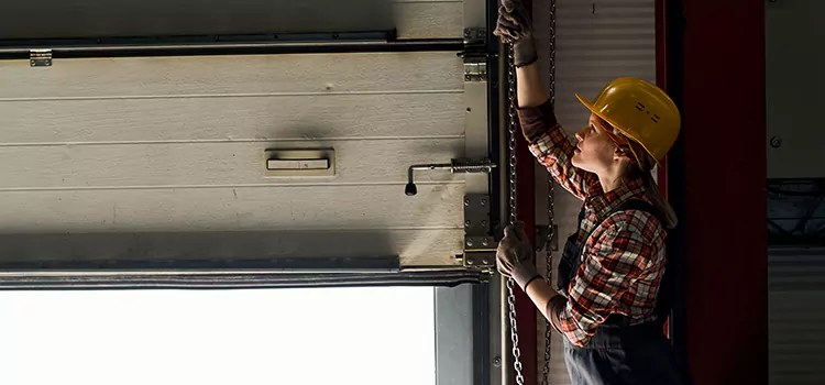 Addressing Common Garage Door Stoppage Issues in Converse, TX